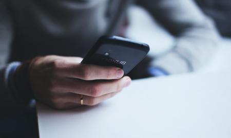 Kada lietuviai dažniausiai keičia telefonus?