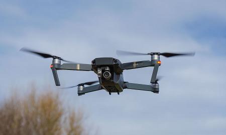 Fantastiškas „oro mūšis“ – nufilmuota, kas iš viršaus puolė Rusijos droną ir kuo viskas baigėsi (Video)