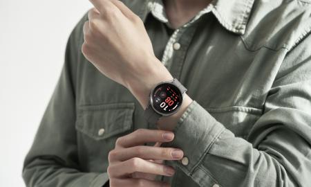 „Samsung“ pristatė galingą išmaniosios programėlės atnaujinimą: įrenginius valdysite tiesiai nuo riešo