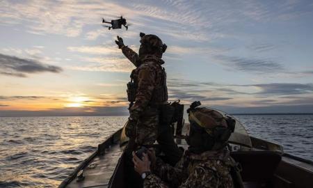 Fantastiška istorija: kaip Ukrainos dronas iš sužvėrėjusių rusų išgelbėjo moters gyvybę (Video)