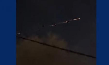 „Nesame matę nieko panašaus“. Nufilmuoti keisti objektai danguje virš Kalifornijos (Video)