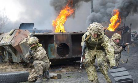 „Jokių perspektyvų taikai“. NATO skelbia pavojų ir ką skubiai turi daryti Vakarai