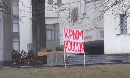 „Tai uždelsto veikimo bomba“. Rusai pradeda suprasti, koks košmaras yra Krymas (Video)