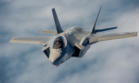 „F-35 susitiko su Baltarusijos naikintuvais“ – atskleidė, ką Rytuose paslapčia išdarinėja JAV naikintuvai