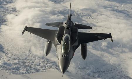 „Neįmanoma pasipriešinti „Su-30“. Kuo skiriasi „MiG-29“ ir F-16