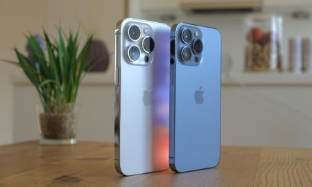 Įspūdingiausias telefonas Lietuvoje: šį modelį tiesiog šluoja nuo lentynų