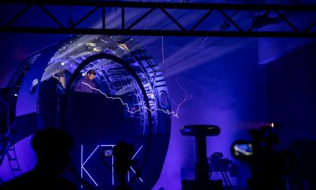 Teslai tas patiktų! Kaune įspūdingas projektas su žaibais (Video)