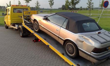 Vilniaus gatvėse nutempta dešimtys automobilių – kas vyksta?