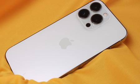 Naujas „iPhone“ iš privačių skelbimų už pusę kainos? Gali būti, kad įsigijote plaktuką, o ne telefoną