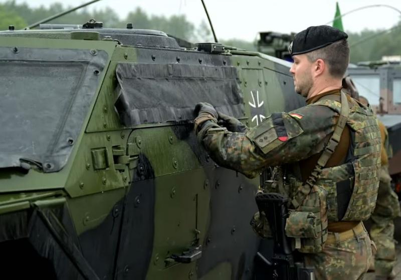 [ŽT] Na polskich drogach pojawił się sprzęt wojskowy.  Mieszkańcy proszą o nie nagrywanie swoich ruchów (wideo)