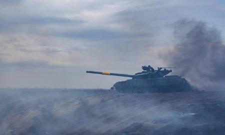 „Ten „Challenger 2“ tankai. Laukiama 100 000 kareivių.“ Į Robotynę metama nauja jėga. Kas nutiko
