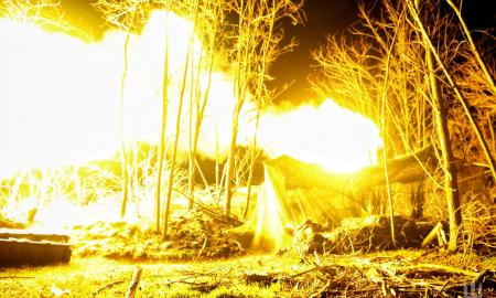 „Tai labai rimta. Tai yra kažkas beprecedenčio.“ Prasidėjo neįtikėtinas puolimas. Smogė 1000 raketų ir dronų