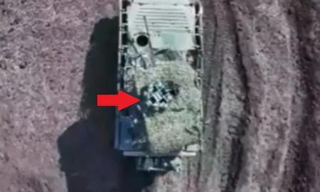 „Atrodo kaip šiukšlių dėžė.“ Neįtikėtina, ką rusai atitempė į frontą (Video)