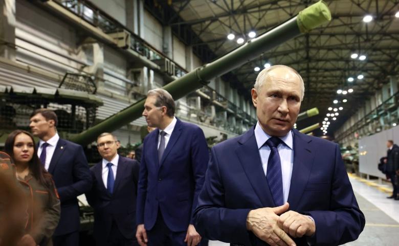 V. Putinas „Uralvagonzavode“