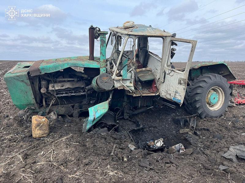 Ant minos užvažiavęs traktorius Ukrainoje