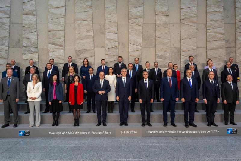 NATO šalių užsienio reikalų ministrų susitikimas Aljanso 75-mečio proga