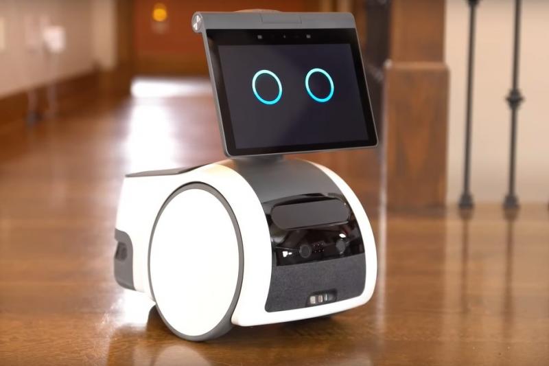 2021 m. „Amazon“ pristatė „Astro“ – namų robotą