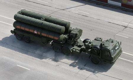 Viso gero! Geriausia rusų priešraketinė sistema S-400 „Triumf“. Ką dar nunešė Ukrainos raketos (Foto)