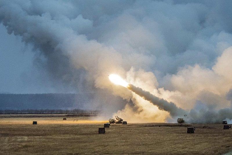 JAV nusibodo žaisti nuolaidžiavimo žaidimą su Rusija