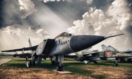 Prarado MiG-31 ir tris Su-27. Rusų propaganda griebiasi už galvos. Kas nutiko Kryme