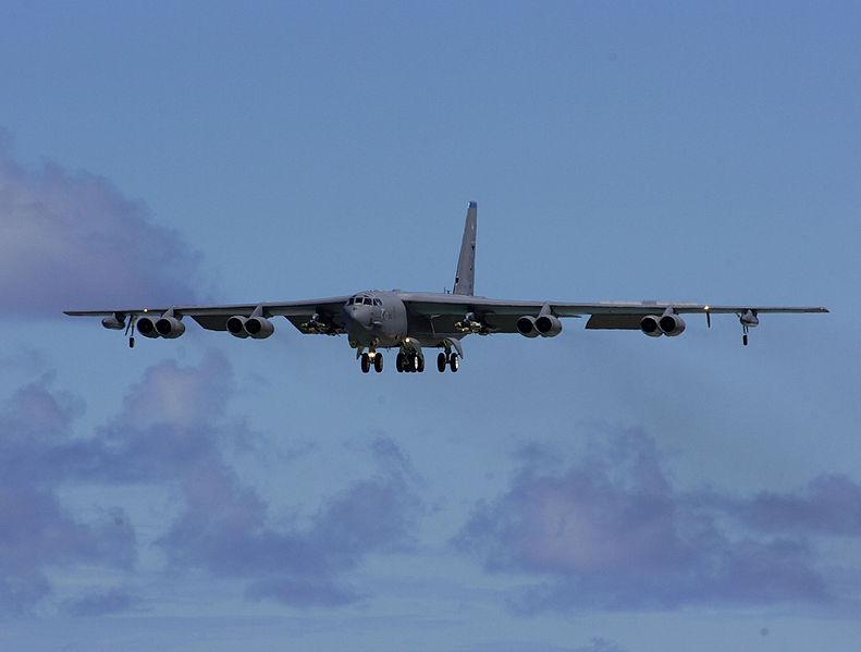 Strateginis bombonešis B-52