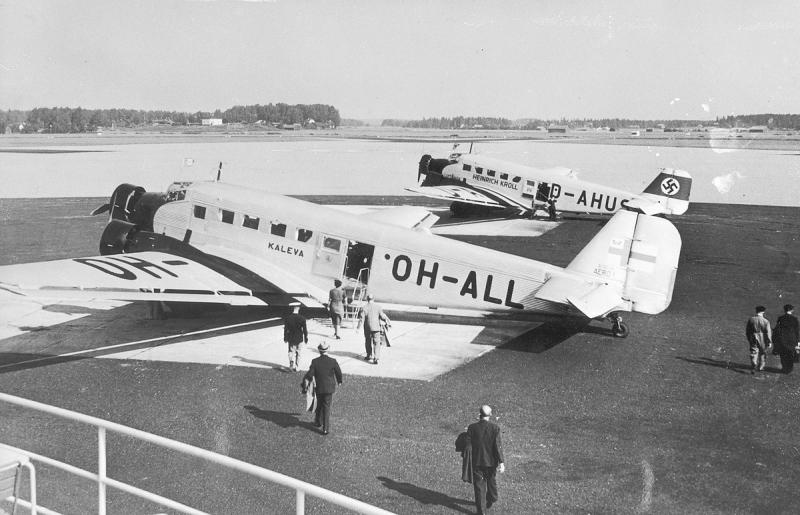 „Junkers Ju-52“, pavadintas „Kaleva“ (pirmame plane). Antrame plane Vokietijos „Junkers Ju-52“