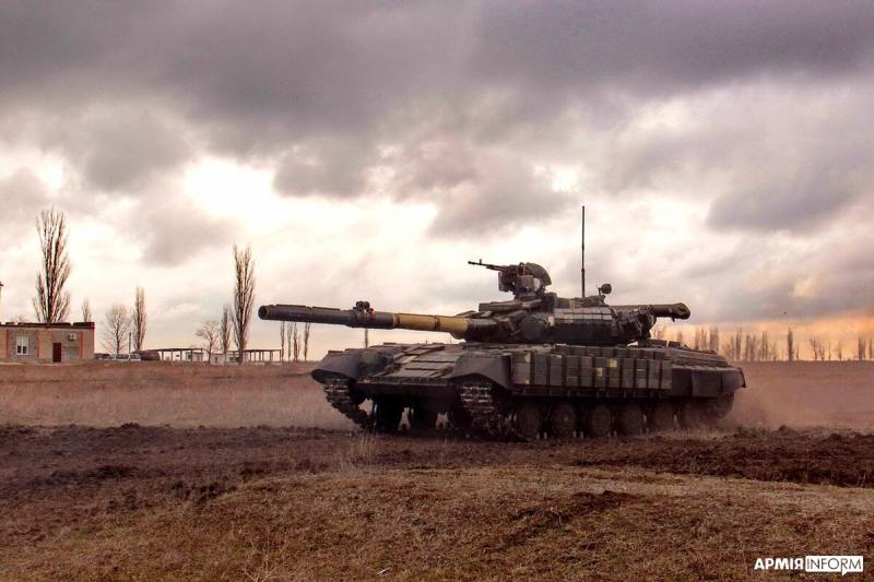 Ukrainiečių T-64 mokymuose