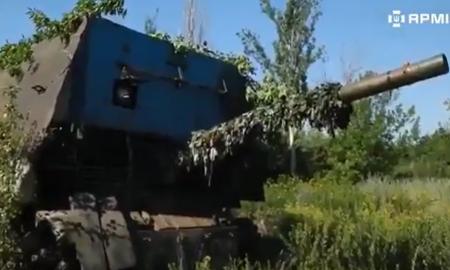 Ukrainiečiai parodė sučiuptą rusų tanką-vėžlį. Jis dar prastesnis nei atrodė iš pradžių. Ką tai reiškia (Video)