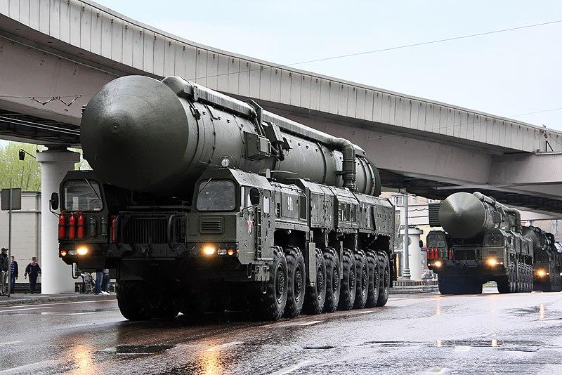 Rusija žvangina nežinia kokios būklės branduoliniais ginklais