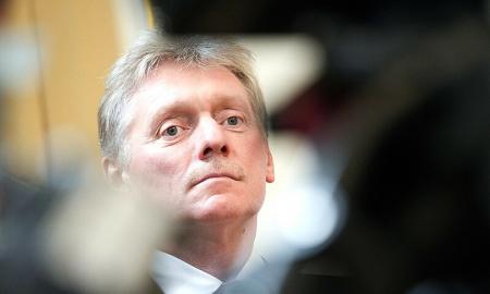 Rusija pasiruošusi taikos deryboms, bet... nauja absurdiška sąlyga