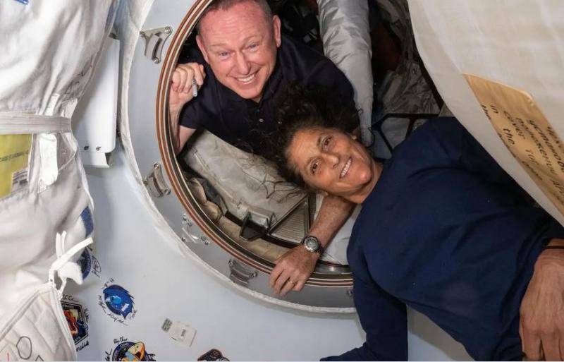 Astronautai Sunita Williams ir Barry Wilmore'as