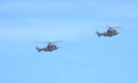 To nelaukė niekas. Pasirodė Prancūzijos sraigtasparniai (Video)