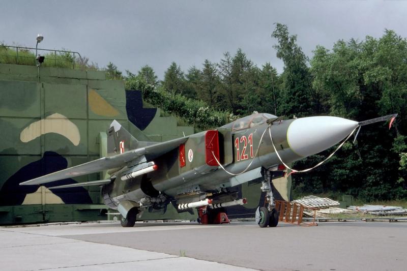 MiG-23 (asociatyvi nuotr.)