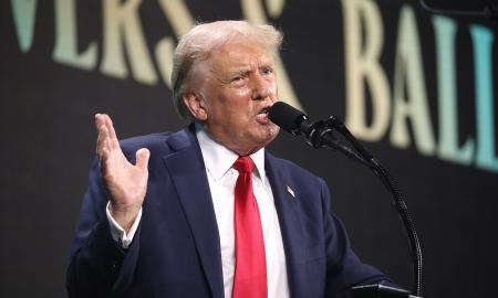 [ŽT] „Gryna fikcija“. Kremlius pakomentavo Trumpo ir Putino pokalbį telefonu