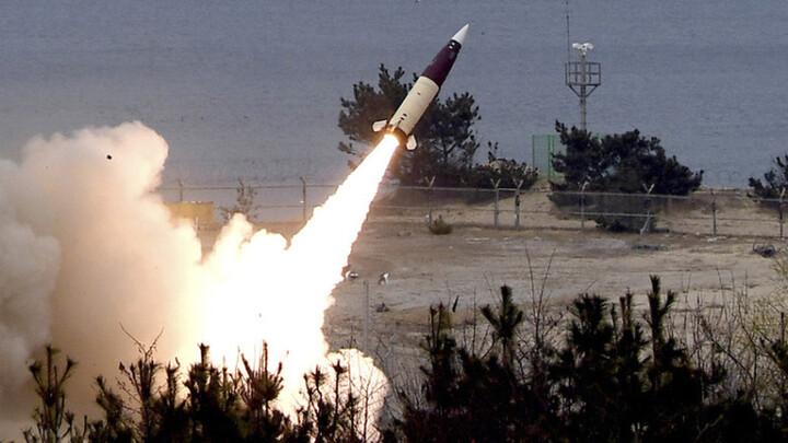 Raketos ATACMS paleidimas