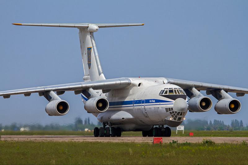 Il-76 (asociatyvi nuotr.)