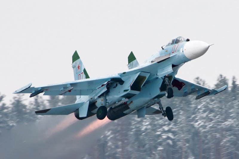 Su-27 