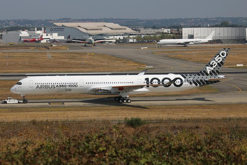 Airbus A350-1000