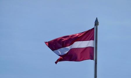 „Išmesti Latviją iš NATO! Bus pamoka“