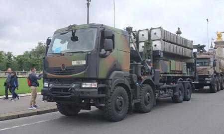 Skubiai siunčiamas pastiprinimas. Į Lietuvą atvyksta galingiausi Europos ginklai (Video)