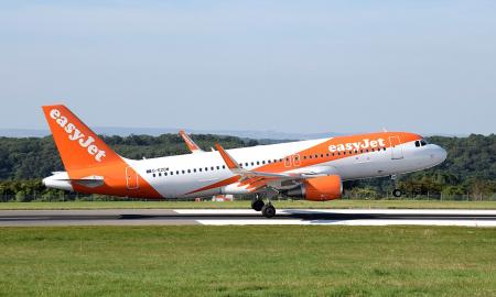 „Yra tikimybė, kad nebūsite įleistas į lėktuvą.“ Skelbia „Ryanair“