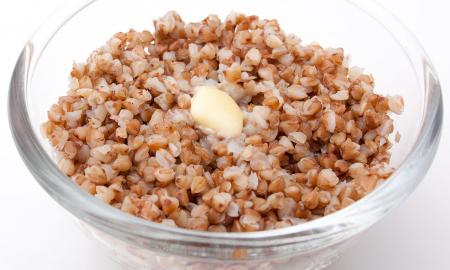 [Patarimas] „Pasirodo, dar ne visi žino. Ar grikius prieš verdant reikia nuplauti“ 