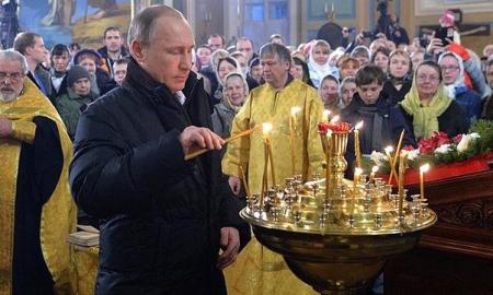 „Prašau priimti mano užuojautą.“ Kremliuje gedulas 