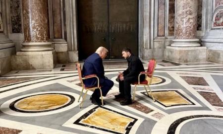 Trumpas atskleidžia. Apie ką kalbėjosi su Zelenskiu Vatikane