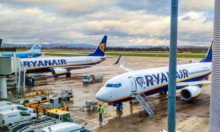 „Ryanair“ nustato naujas taisykles. Pasiruoškite. Paso neužteks