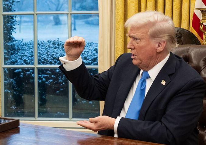 D. Trumpas