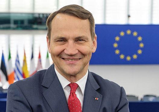 R. Sikorskis