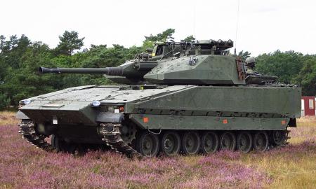 Lietuva: „1000 šarvuočių CV90“