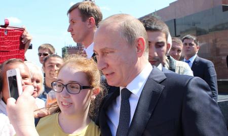 Putinas prabilo apie savo įpėdinį. Ištarti netikėti žodžiai