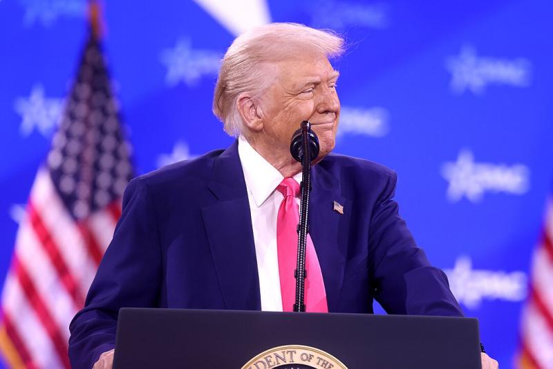 D. Trumpas